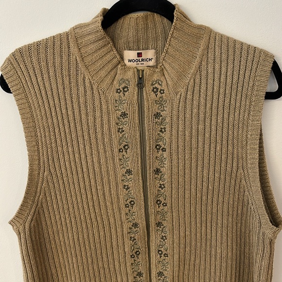 Woolrich vintage embroidered knit vest - Picture 3 of 10